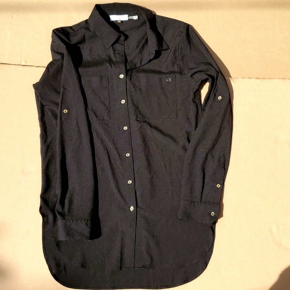 Calvin Klein flowy button down dress shirt / blouse
